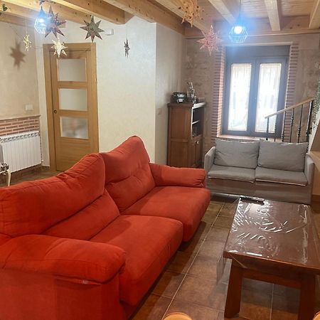 Willa Casa Marite Vivienda De Uso Turistico Campillo de Aranda Zewnętrze zdjęcie